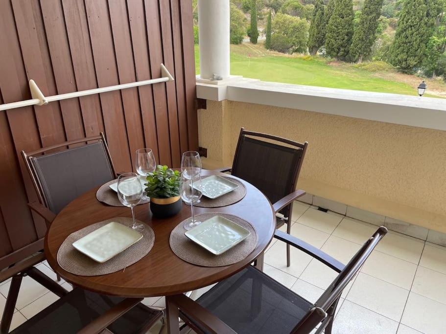 Superbe Appartement Village Cap Esterel 4P Climatise Saint-Raphaël エクステリア 写真
